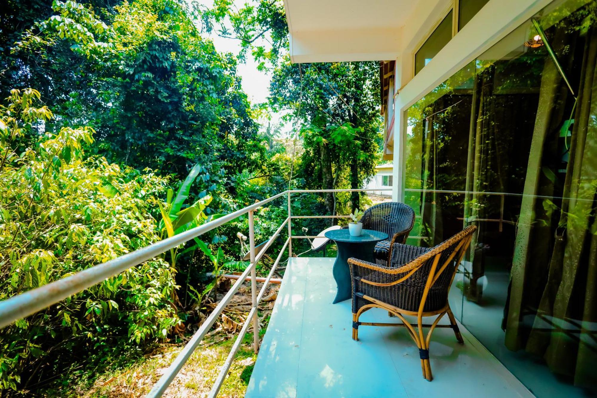 Mookanana Jungle Resort And Spa Hassan Exterior foto
